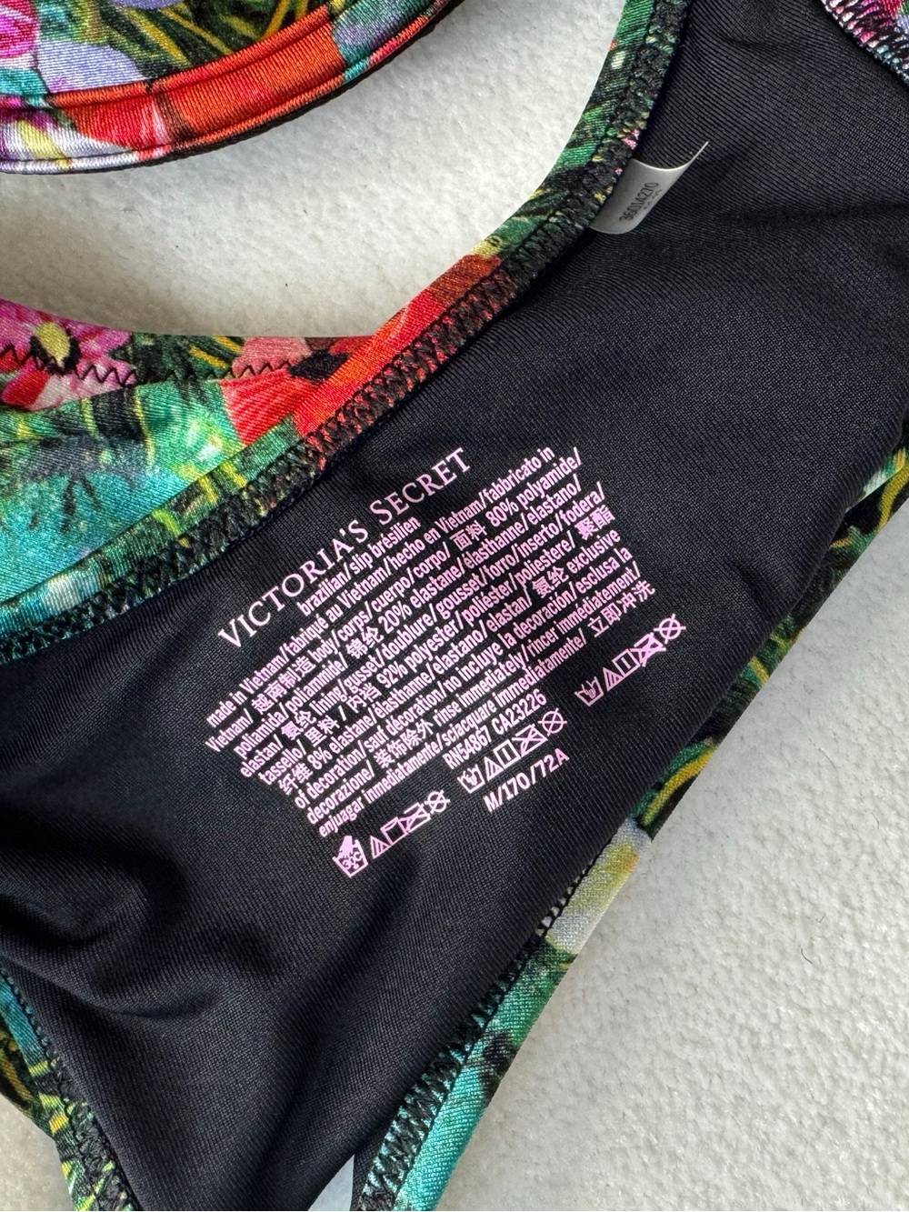 Victoria's Secret Tropical  Bombshell Floral Underwire Bikini Green Multi 36C/M - Picture 11 of 16